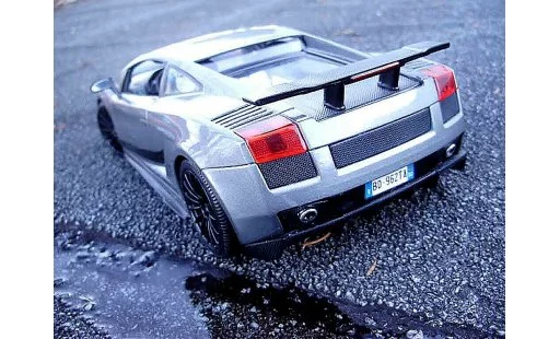 Lamborghini Gallardo Superleggera 1/18 Maisto grigio foncee modellini auto