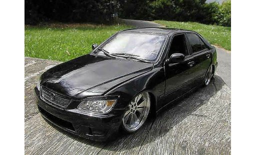 Toyota Altezza DUB 1/18 Autoart  modellini auto