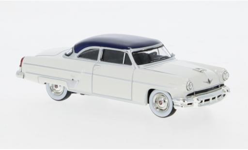 Lincoln Capri 1/64 Mini GT beige 1:64 modellino in miniatura