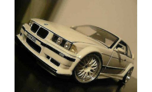 Bmw M3 coupe 1/18 Ut Models GTR E36 bianco jantes bbs bords larges modellini auto