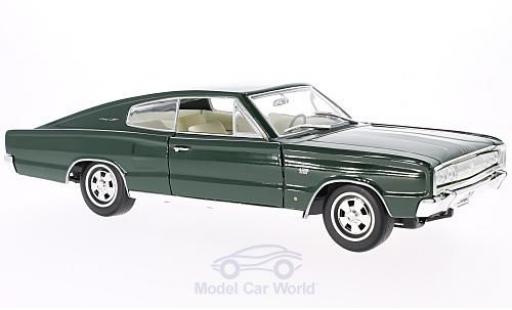 Dodge Charger 1966 1/18 Lucky Die Cast verde 1966 modellino in miniatura