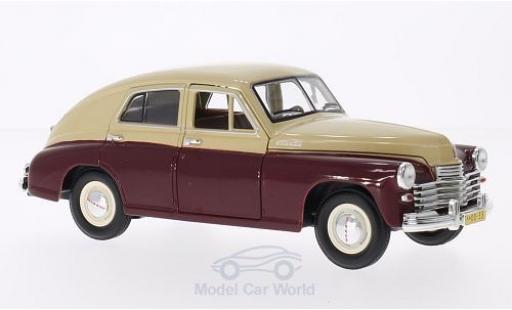 Gaz M20 1/18 Lucky Die Cast GAZ Pobeda rosso/beige modellino in miniatura