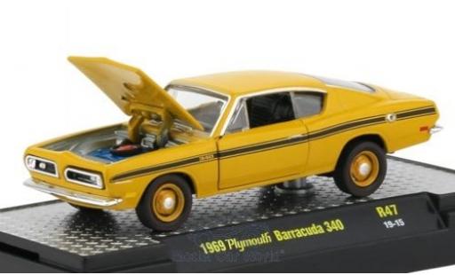 Plymouth Barracuda 1/64 M2 Machines 340 giallo/Dekor 1969 modellino in miniatura