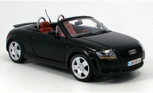 Audi TT 1/18 Maisto Roadster nero 1999 modellino in miniatura