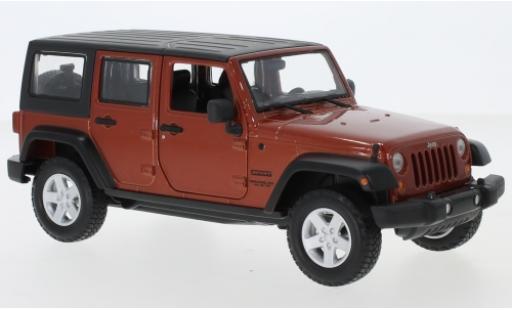 Jeep Wrangler 1/24 Maisto Limited metallico orange 2015 modellino in miniatura
