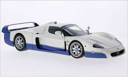 Maserati MC12 Base 1/18 Autoart metallicoo bianco 2004 modellini auto