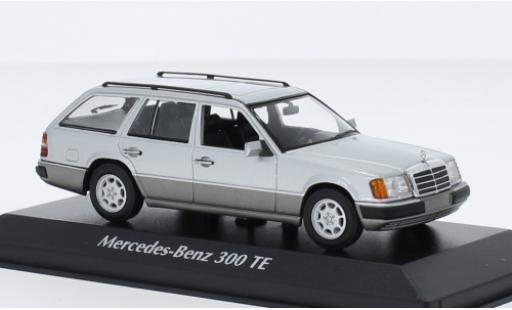 Mercedes 300 1/43 Maxichamps TE (S124) d 1990 modellino in miniatura