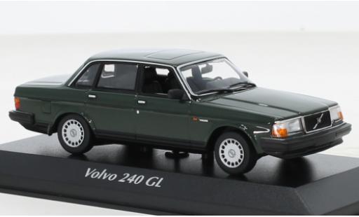 Volvo 240 1/43 Maxichamps GL verde 1986 modellino in miniatura