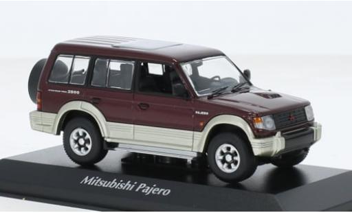 Mitsubishi Pajero 1/43 Maxichamps LWB metallise rot 1991 1:43 modellino in miniatura
