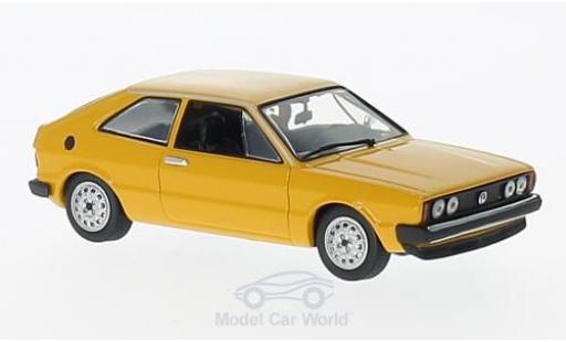 Volkswagen Scirocco 1/43 Maxichamps giallo 1974 modellino in miniatura