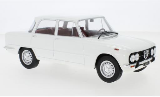 Alfa Romeo Giulia 1/18 MCG Nuova Super bianco 1974 modellino in miniatura