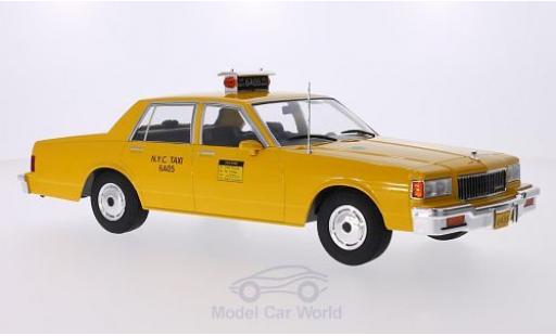 Chevrolet Caprice Classic 1/18 MCG Sedan giallo NYC Taxi 1985 Türen und Hauben geschlossen modellino in miniatura