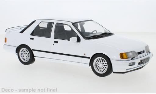 Ford Sierra 1/18 MCG Cosworth bianco 1988 modellino in miniatura