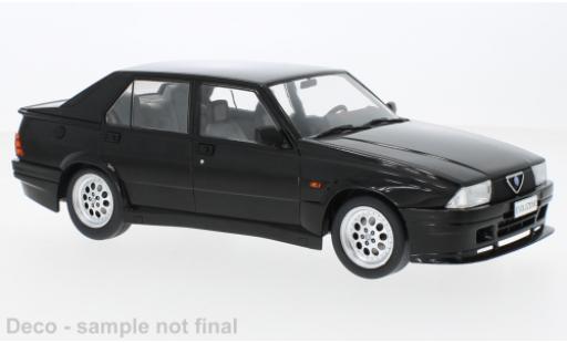 Alfa Romeo 75 1/18 MCG Turbo Evoluzione nero 1987 modellino in miniatura