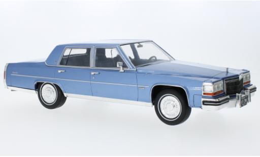 Cadillac Fleetwood 1/18 MCG Brougham metallise blu clair 1982 modellino in miniatura