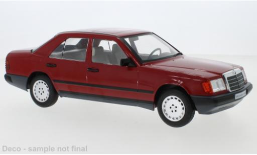 Mercedes 260 1/18 MCG E (W124) rosso 1984 modellino in miniatura