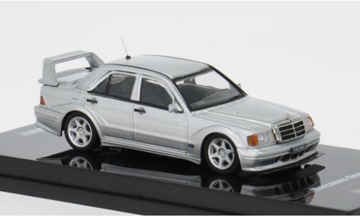 Mercedes 190 1/64 INNO64 E 2.0 silber 1:64 modellini auto