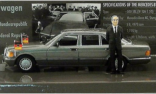 Mercedes 500 Base 1/43 Minichamps SEL (W126) Helmut Kohl 1989 modellini auto
