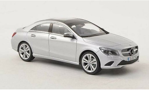 Mercedes CLA Base 1/43 Schuco (C117) grigio modellini auto