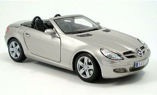 Mercedes Classe SLK Base 1/18 Maisto grigiogrigio aperto 2004 modellini auto