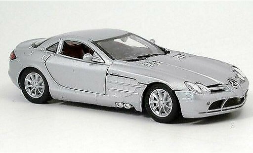 Mercedes SLR Base 1/24 Motormax McLaren grigio modellini auto