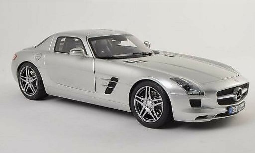 Mercedes C Coupe 1/18 Norev AMG (C197) grigio 2010 modellini auto
