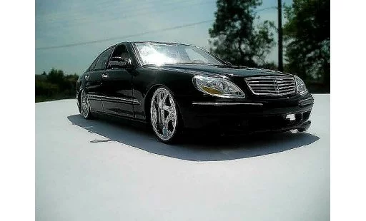 Mercedes Classe S 500 1/18 Maisto dub nero jantes chromees 18 pouces modellini auto