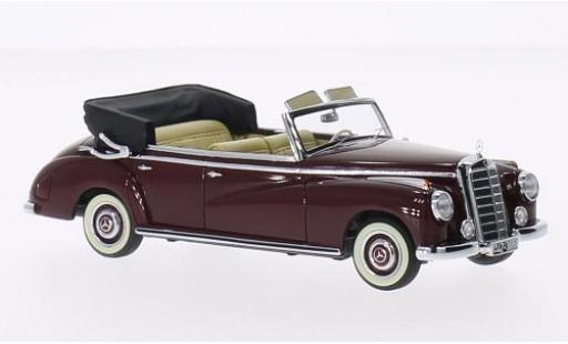 Mercedes 300 1/43 Minichamps Cabriolet (W186) rosso 1952 modellino in miniatura