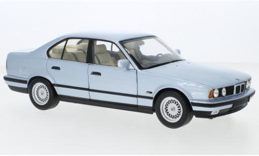 Bmw 535 1/18 Minichamps i (E34) metallise blu 1988 modellino in miniatura