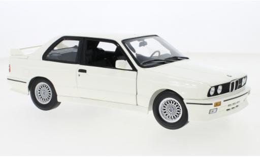 Bmw M3 1/18 Minichamps (E30) bianco 1987 modellino in miniatura
