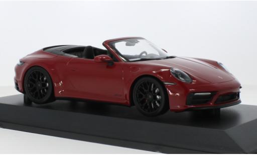 Porsche 992 GTS 1/18 Minichamps 911  Carrera 4 Cabriolet rot 2020 1:18 modellino in miniatura