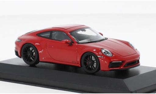 Porsche 992 GTS 1/43 Minichamps 911  Carrera 4 rot 2019 1:43 modellino in miniatura