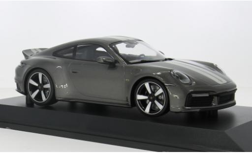 Porsche 992 1/18 Minichamps 911  Sport Classic metallise grau 2022 1:18 modellino in miniatura