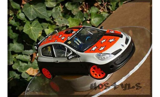 Renault Clio 3 RS 1/18 Solido cup rallye modellini auto