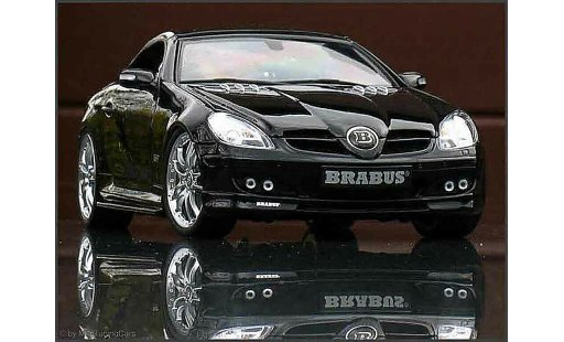 Mercedes Classe SLK Base 1/18 Maisto nero brabus modellini auto