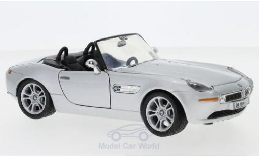 Bmw Z8 1/24 Motormax grigio ohne Vitrine modellino in miniatura