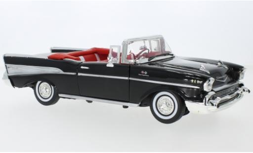 Chevrolet Bel Air 1/18 Motormax Convertibile nero 1957 modellino in miniatura
