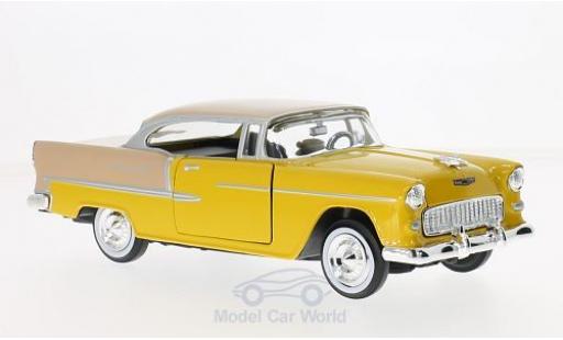Chevrolet Bel Air 1/24 Motormax giallo/marroneee 1955 modellino in miniatura