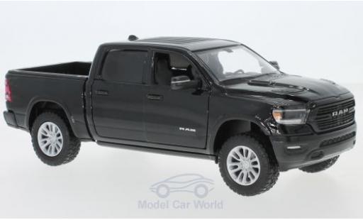 Dodge RAM 1/24 Motormax 1500 Crew Cab Laramie nero 2019 modellino in miniatura