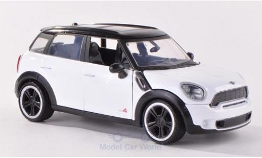 Mini Cooper 1/24 Motormax S Countryman bianco/nero modellino in miniatura