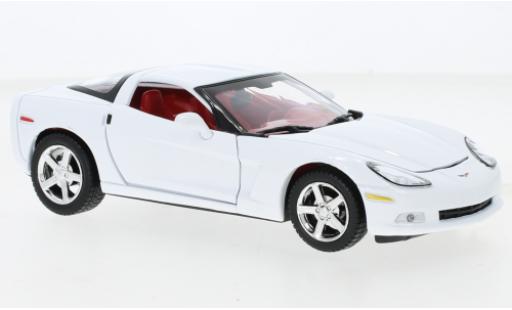 Chevrolet Corvette 1/24 Motormax (C6) bianco 2005 modellino in miniatura