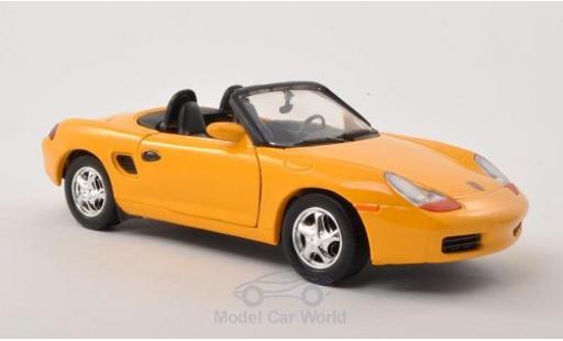 Porsche Boxster 1/24 Motormax (986) giallo modellino in miniatura
