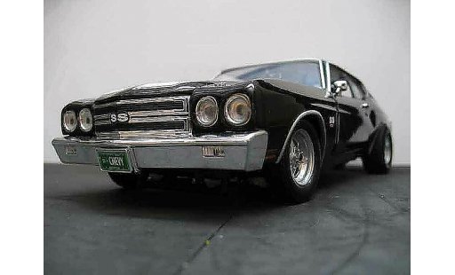Chevrolet Chevelle tuning 1/18 Ertl 1970 ss nero jantes drag modellini auto