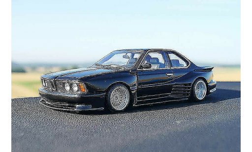 Bmw 635 CSi 1/18 Autoart kit carrosserie Kago modellini auto
