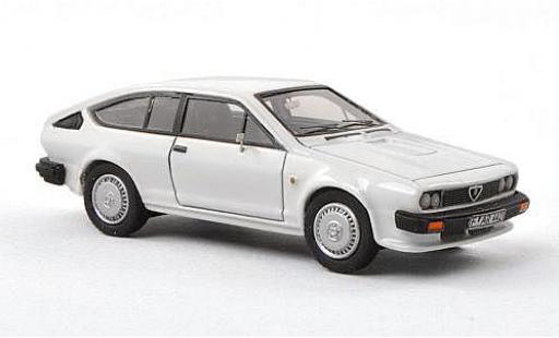 Alfa Romeo GT 1/87 Neo V 6 bianco 1983 modellino in miniatura