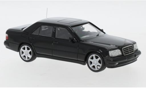 Mercedes Classe E 1/43 Neo E60 (W124) AMG nero 1995 modellino in miniatura