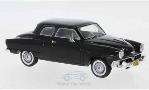 Studebaker Champion 1/43 Neo Custom 2-door Sedan nero 1952 modellino in miniatura