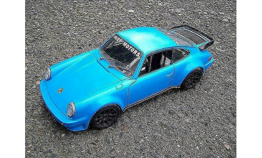 Porsche 911 Turbo 1/18 Tonka blu modellini auto