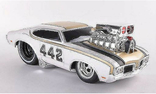 Oldsmobile 442 Base 1/24 Maisto bianco/gold 1970 modellini auto