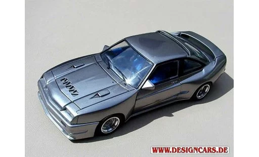 Opel Manta B B 1/18 Revell tuning modellini auto